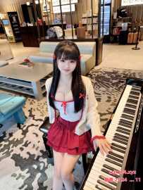 白云鹅掌坦00后天然大胸 - 茜茜